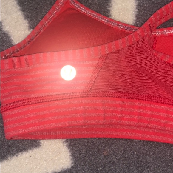 Lululemon bras - Picture 5 of 5